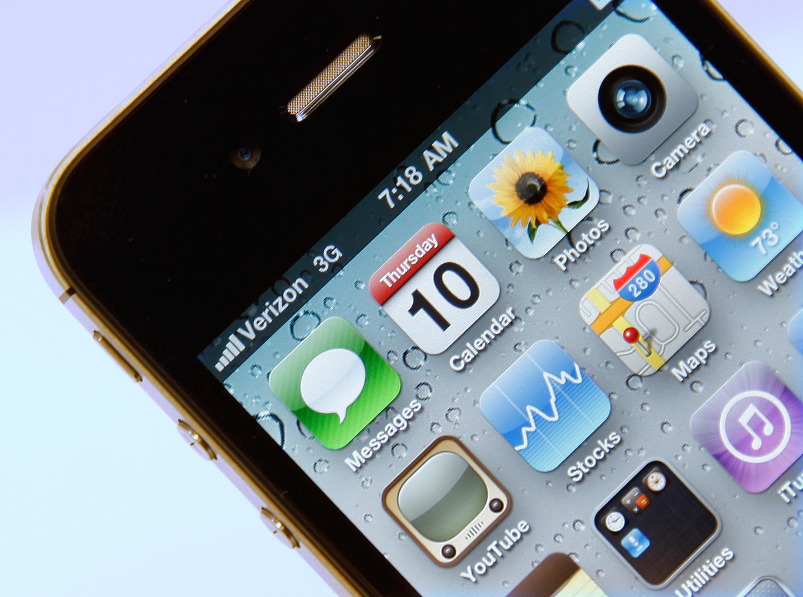 Iphone первого поколения. Новые технологии в айфоне. Verizon iphone. Iphone Worldwatch телефон.