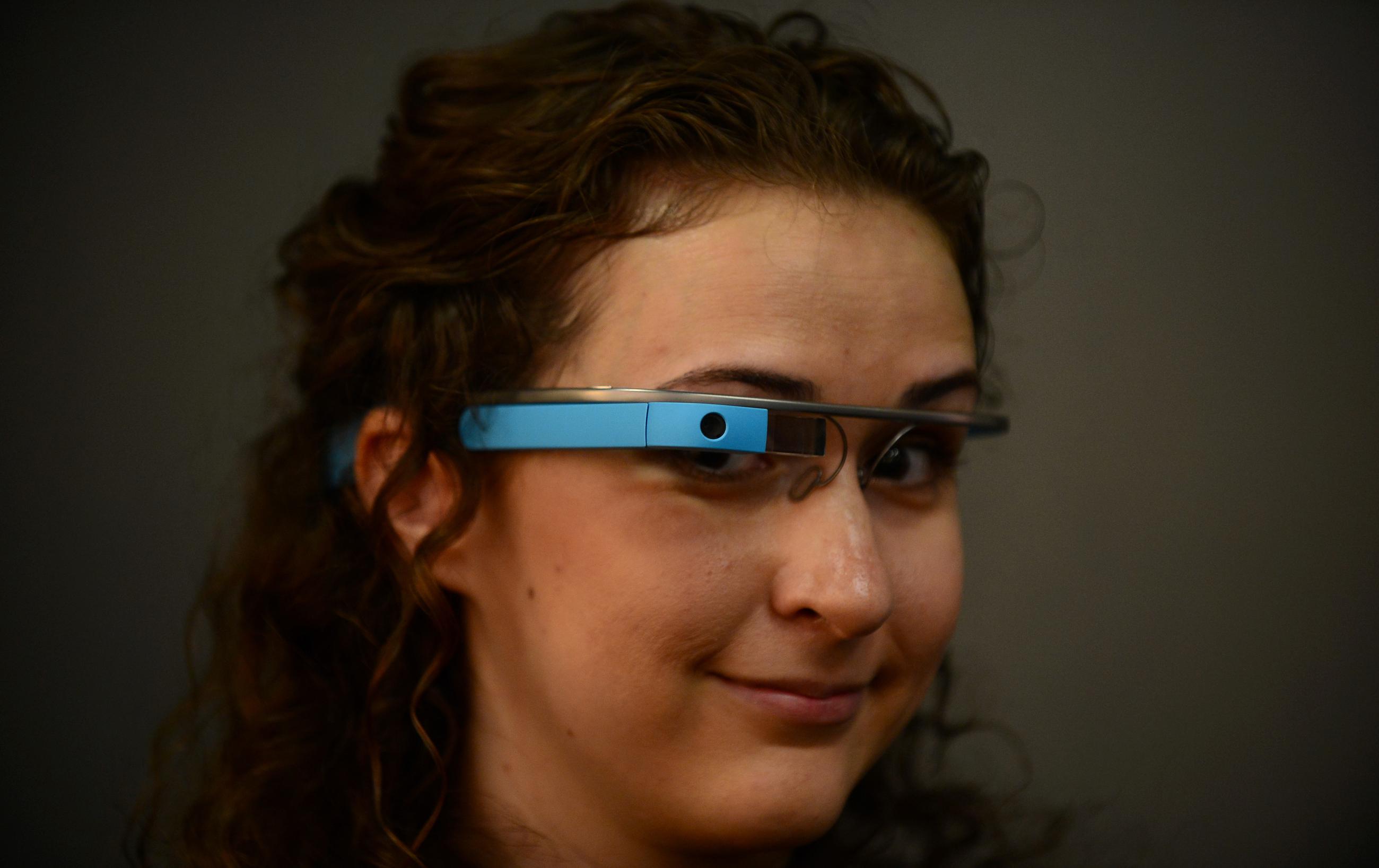 Google Glass Owners: Don’t Waste Your Money — Yet