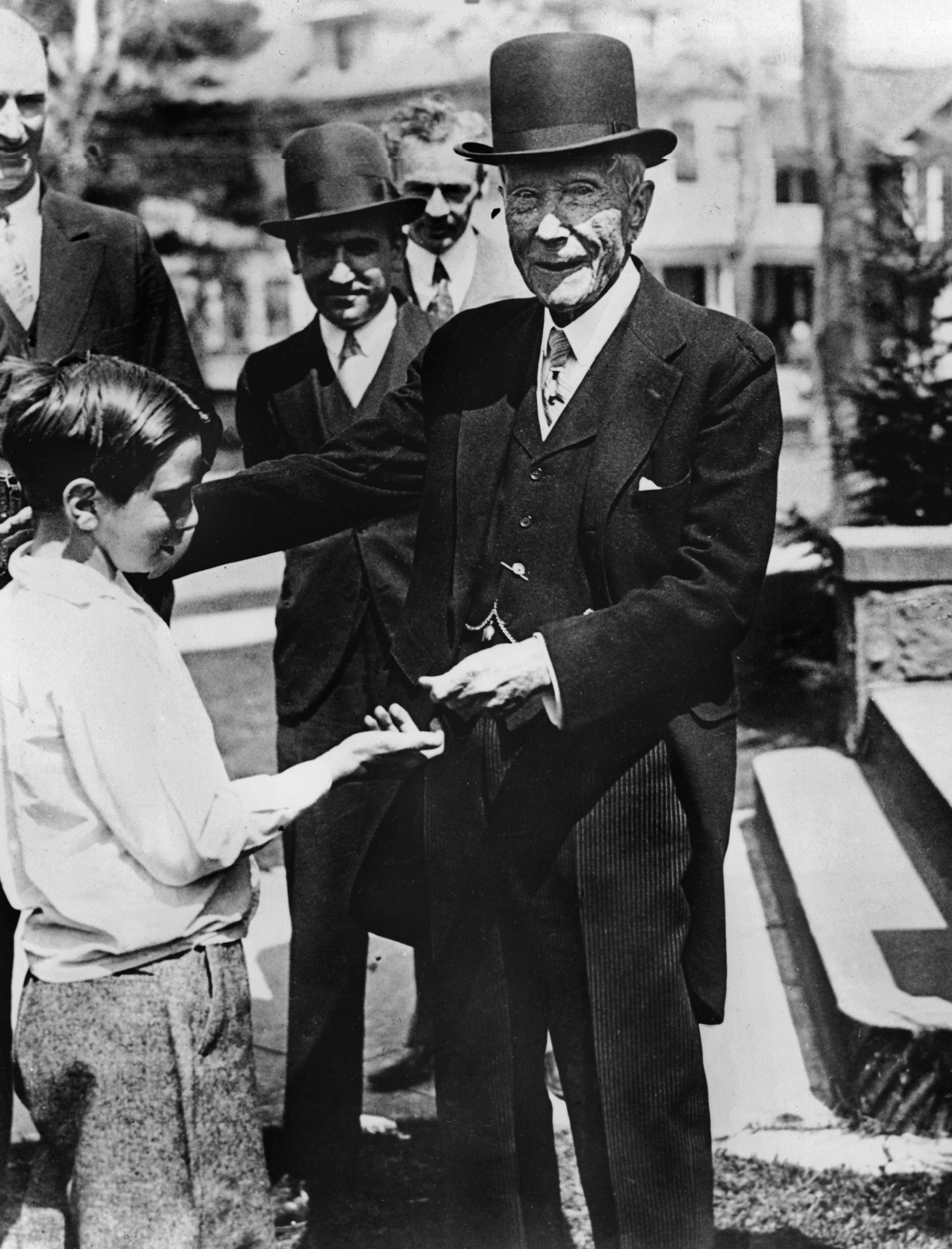 a biography of john d rockefeller John d rockefeller, jr was a famous american businessman known for his philanthropic works read more about the life of this influential businessman in the following article. a biography of john d rockefeller John d rockefeller, jr was a famous american businessman known for his philanthropic works read more about the life of this influential businessman in the following article.