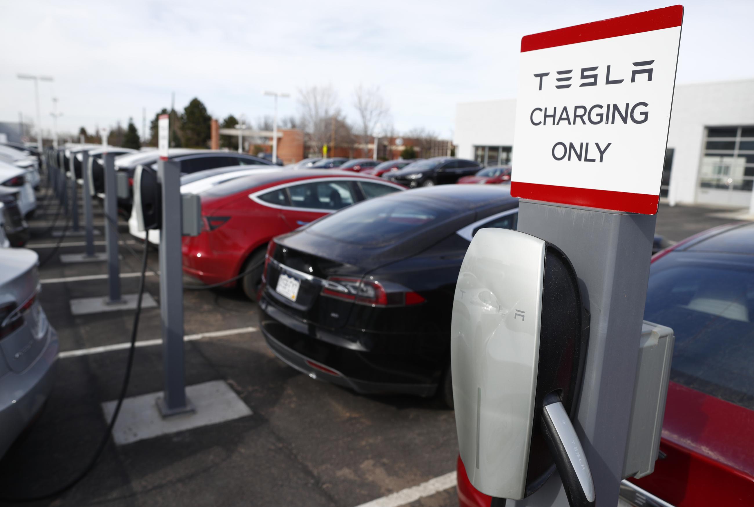 Progressives Push American Made Mandate Amid Electric Vehicle Credit Progressives Push American Made Mandate Amid Electric Vehicle Credit Fight