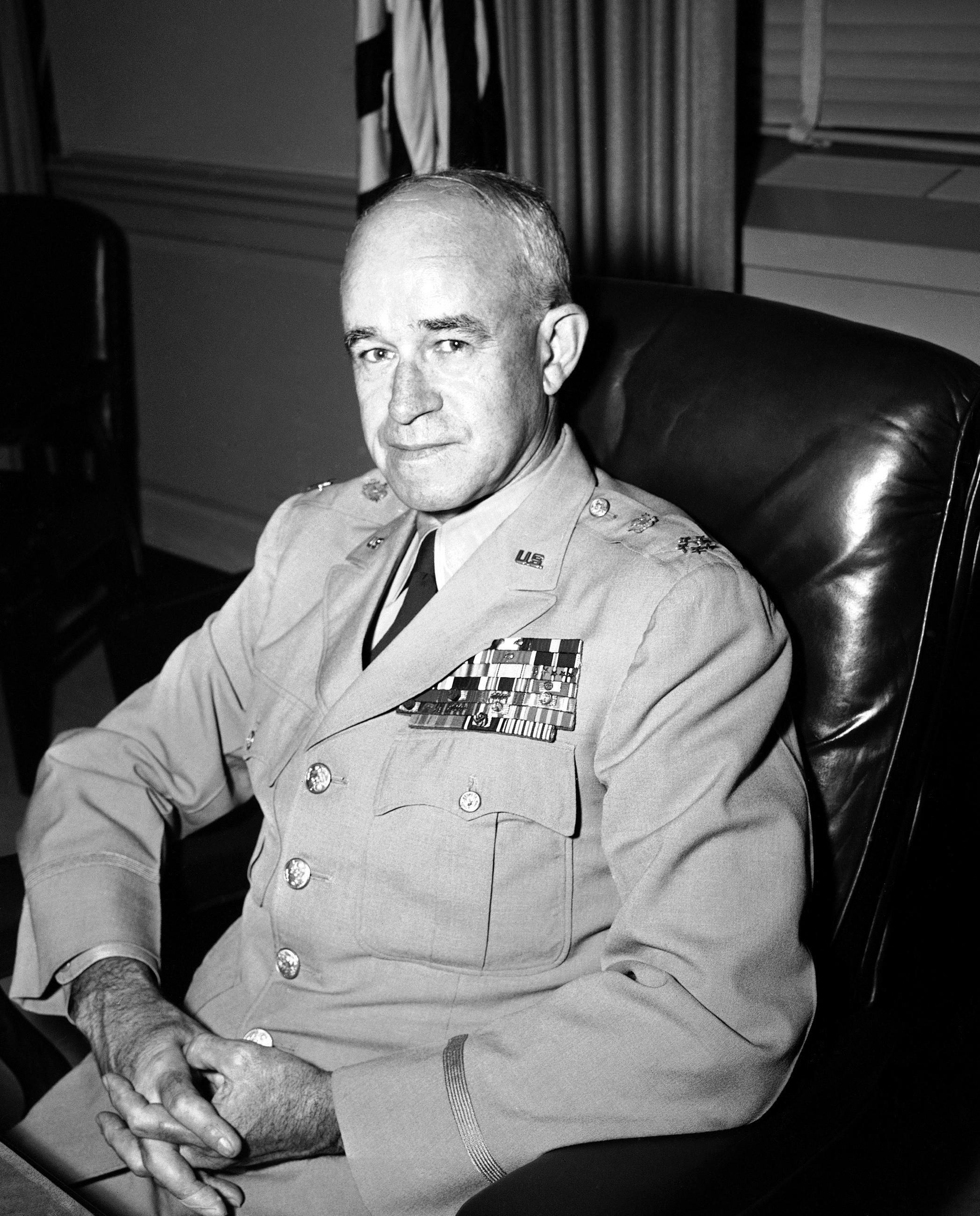Gen. Omar Bradley (AP Photo/Byron Rollins )