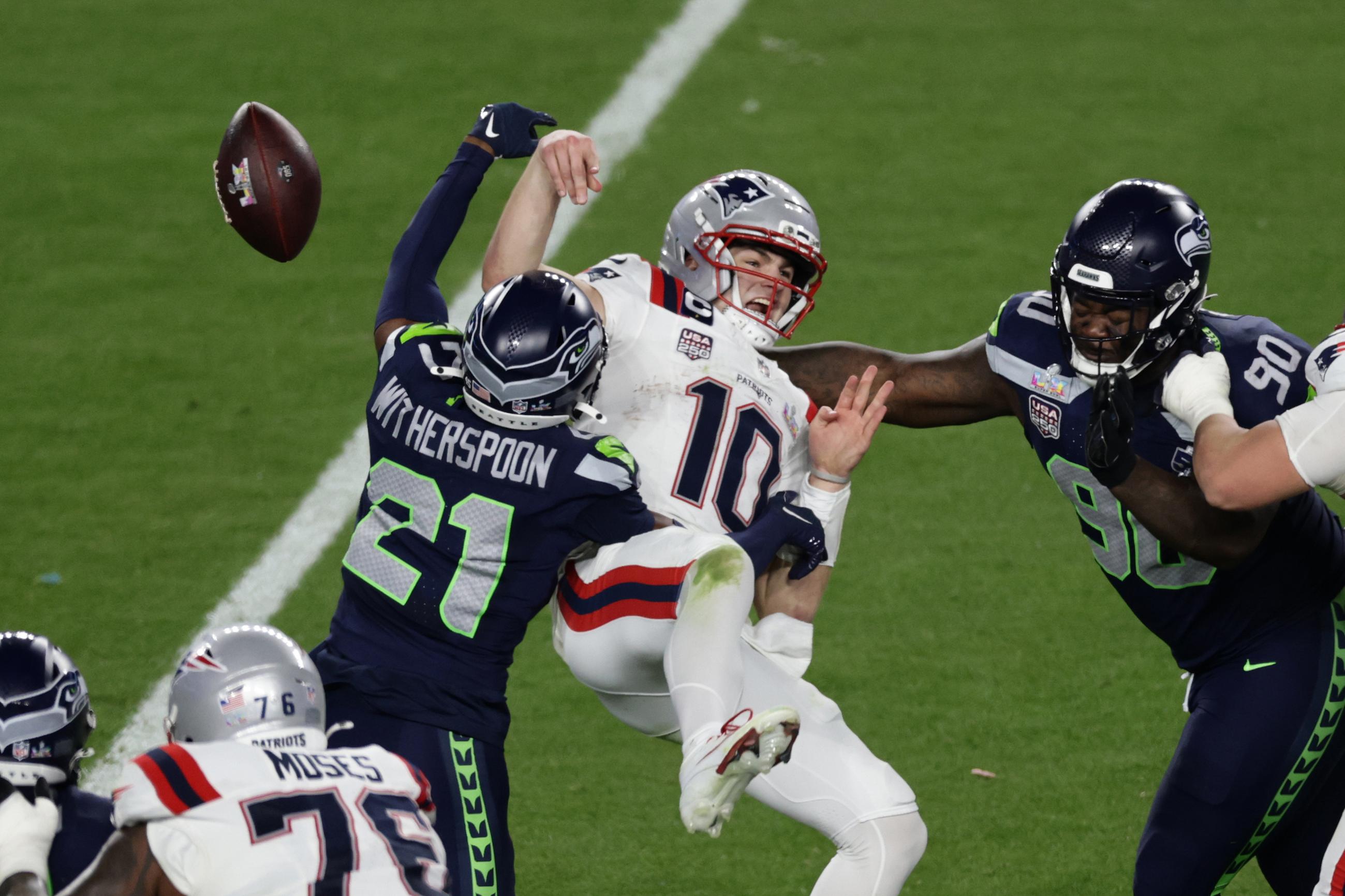 A Super Bowl rematch between the Seattle Seahawks and the New England Patriots will likely cut into the viewership for next week's Republican midterm convention. (Adam Hunger/AP Content Services for the NFL)